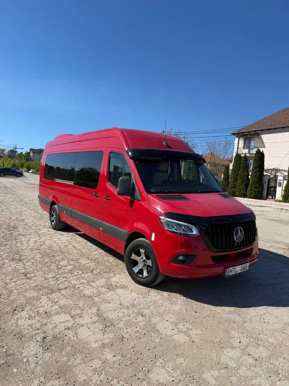 Mercedes-Benz Sprinter VIP Red