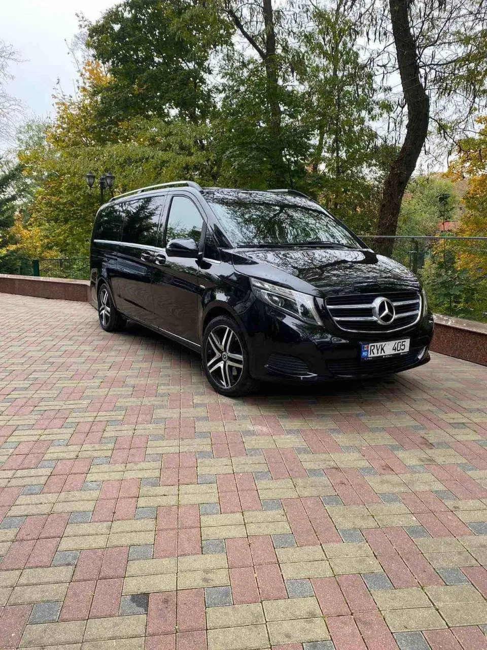Mercedes-Benz V-Class Extra-Long (2018)