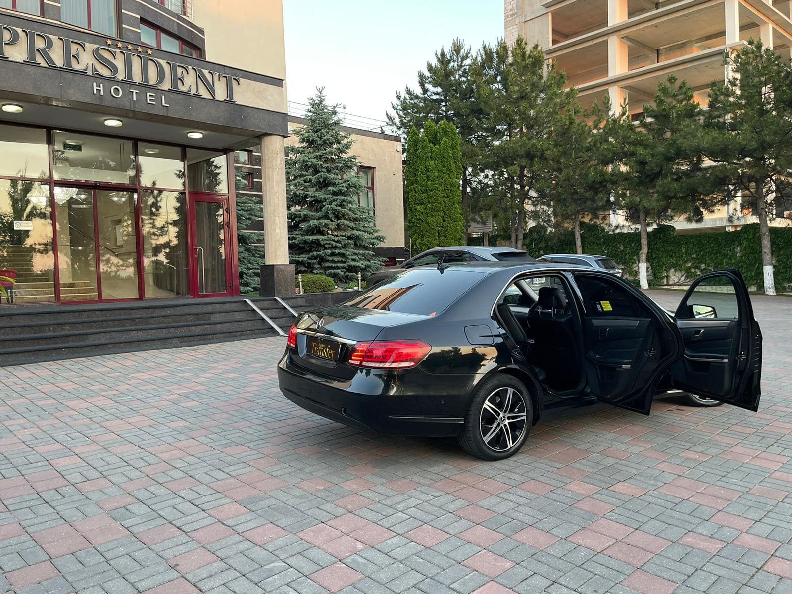 Mercedes-Benz E-Class Interior